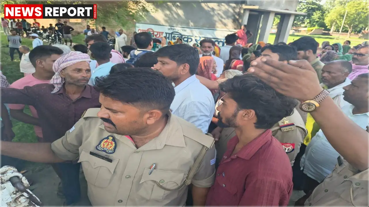 आजमगढ़ के तहबरपुर क्षेत्र में संतानहीनता से परेशान एक महिला को तांत्रिक ने झाड़-फूंक के नाम पर प्रताड़ित किया, जिससे उसकी मौत हो गई, आरोपी तांत्रिक चंदू फरार है।