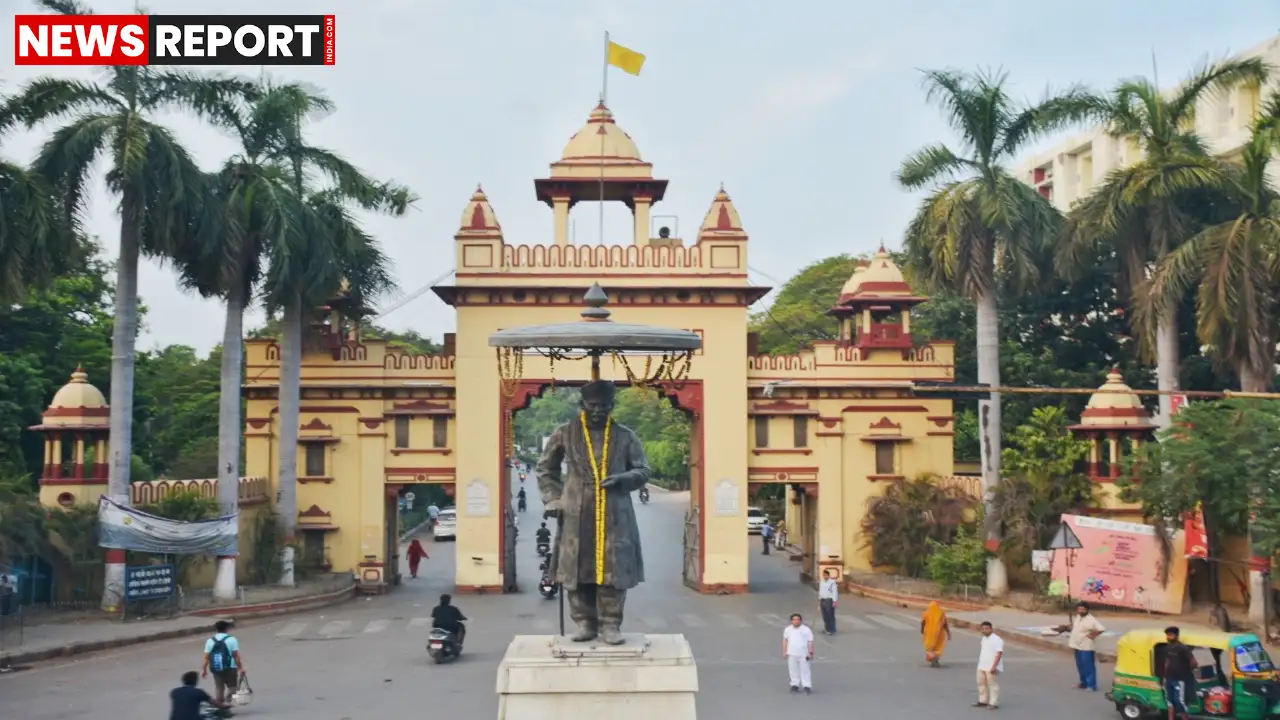 वाराणसी के बीएचयू अस्पताल में डॉक्टर पर अभद्रता और मारपीट का आरोप लगाकर छात्रों ने विरोध प्रदर्शन किया।