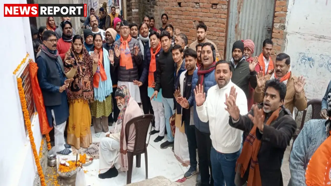 वाराणसी के कैंट विधायक सौरभ श्रीवास्तव ने रामनगर और सुंदरपुर में ₹19.58 लाख के सड़क व जल निकासी कार्यों का शिलान्यास किया, वरिष्ठ नागरिकों से कराया पूजन।