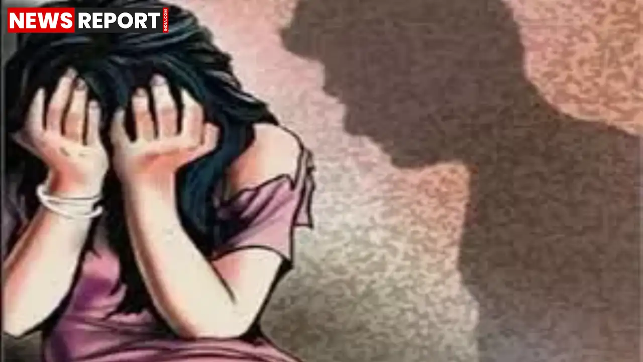 चंदौली के बलुआ में 18 वर्षीय दलित युवती से सामूहिक दुष्कर्म का सनसनीखेज मामला सामने आया, पुलिस ने दो मुख्य आरोपियों को गिरफ्तार किया है।