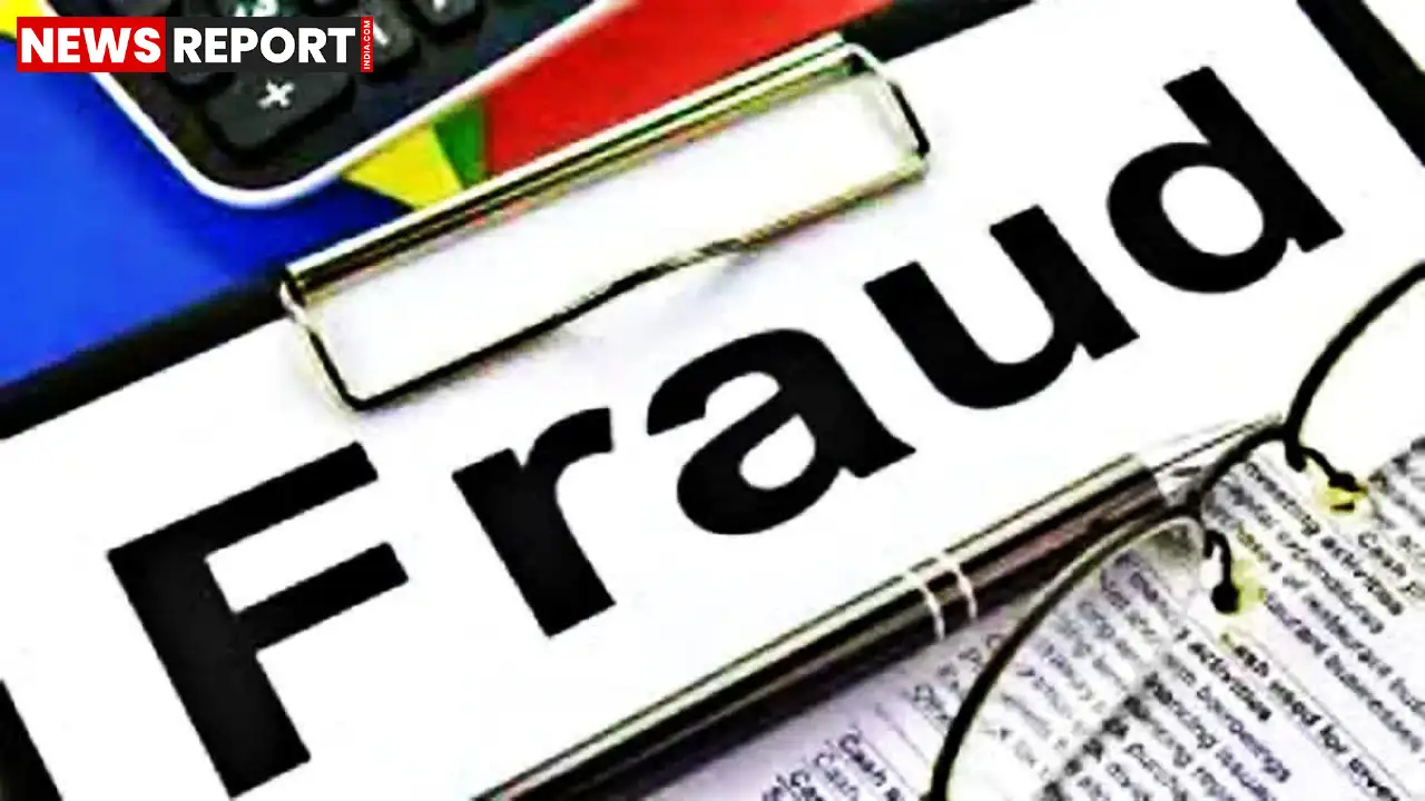 वाराणसी में एचडीएफसी बैंक के जूनियर मैनेजर पर 7 लाख रुपये की धोखाधड़ी का आरोप लगा है, ग्राहक के खातों से राशि निकालकर फर्जी बॉन्ड दिए।