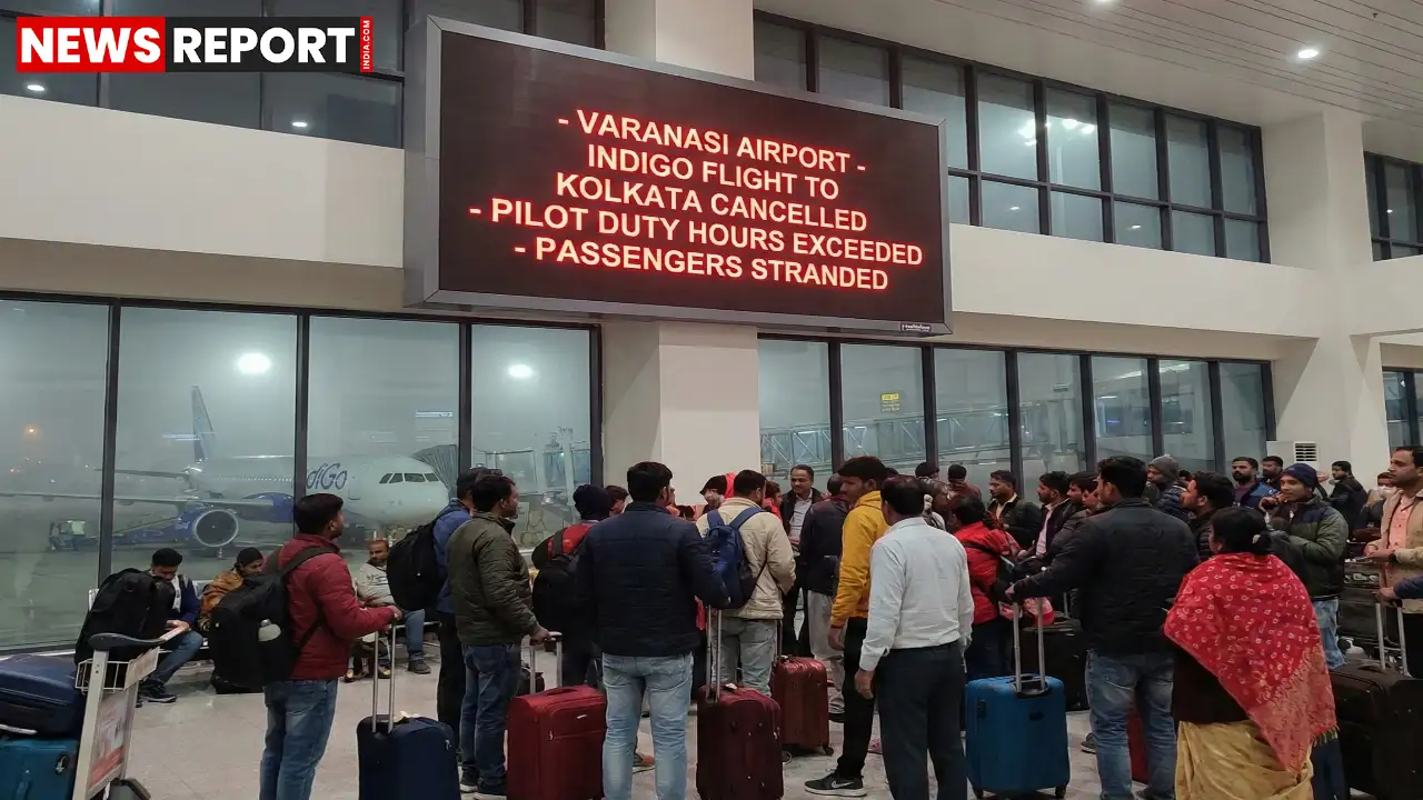 घने कोहरे और पायलट के ड्यूटी टाइम खत्म होने से वाराणसी एयरपोर्ट पर 179 यात्री रातभर फंसे रहे।