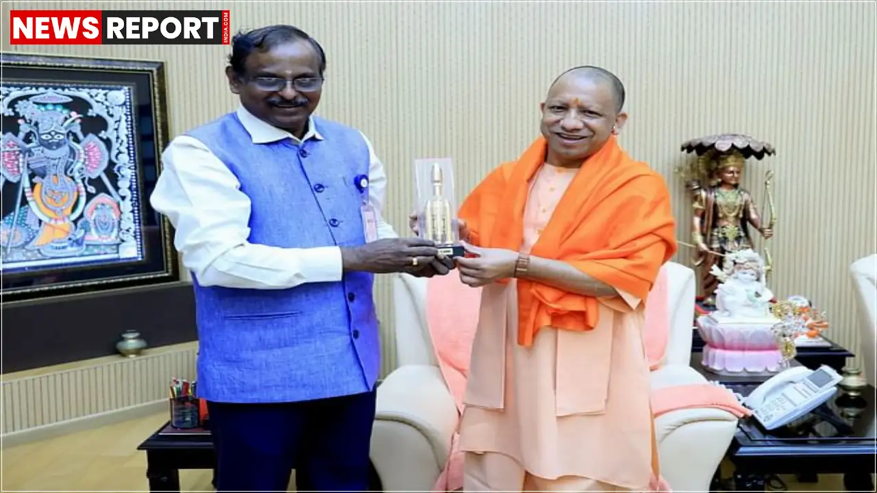 मुख्यमंत्री योगी आदित्यनाथ ने इसरो से उत्तर प्रदेश के लिए एक विशेष उपग्रह विकसित करने का आग्रह किया है, ताकि आकाशीय बिजली गिरने से होने वाली मौतों को कम किया जा सके। इसरो अध्यक्ष ने रिमोट सेंसिंग तकनीक की जानकारी दी।