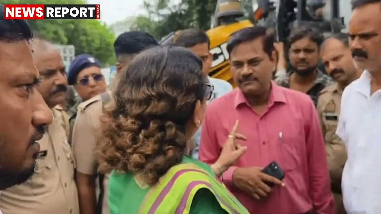 कानपुर में नगर निगम ने फुटपाथ से गणेश प्रतिमाएं हटाने की कार्रवाई शुरू की, महिला मूर्तिकार ने रोते हुए गुहार लगाई।