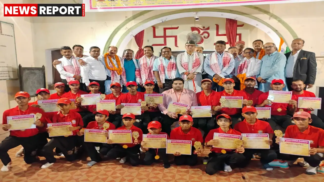 वाराणसी के कैंट विधायक सौरभ श्रीवास्तव ने ग्रीष्मकालीन क्रिकेट शिविर के समापन पर खेल को अनुशासन और समर्पण का साधन बताया।