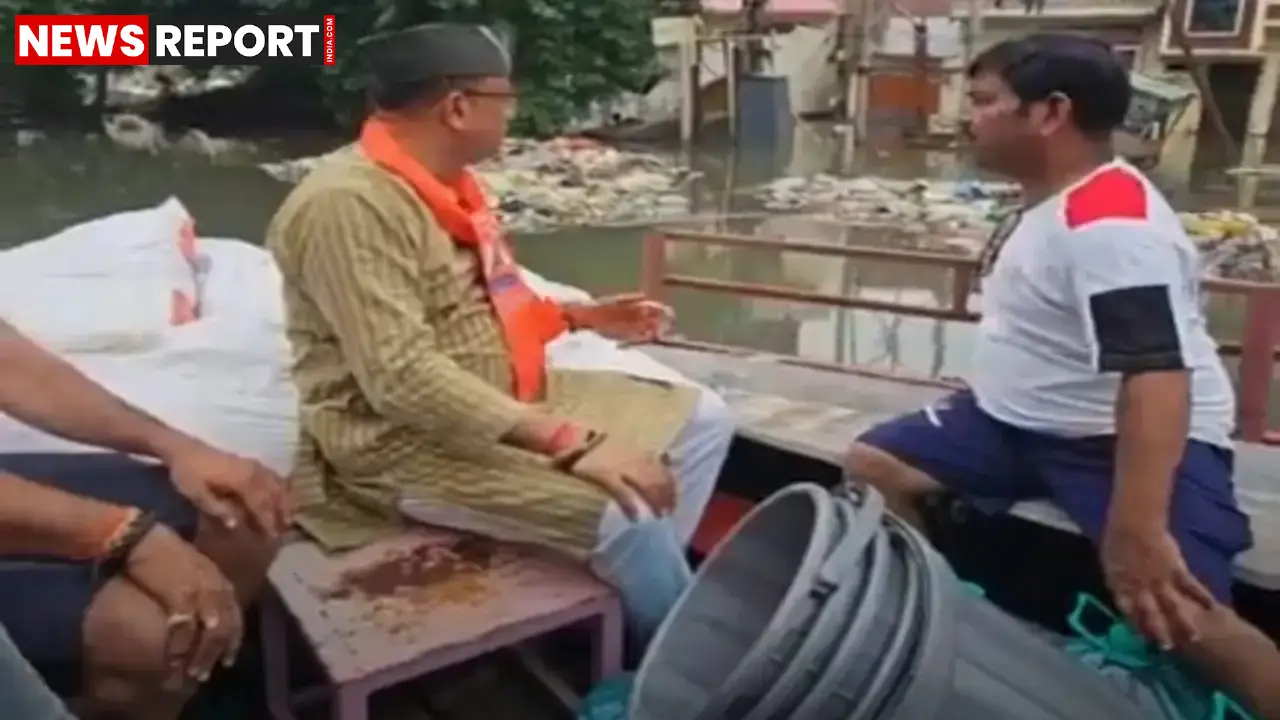वाराणसी में बाढ़ प्रभावित क्षेत्रों का विधायक सौरभ श्रीवास्तव ने किया दौरा, राहत सामग्री वितरण कर लोगों की समस्याएँ सुनीं।