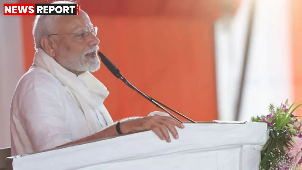 पीएम मोदी ने वाराणसी से 2183 करोड़ की 52 परियोजनाओं का लोकार्पण और शिलान्यास किया, दिव्यांगों को भी उपकरण बांटे गए।