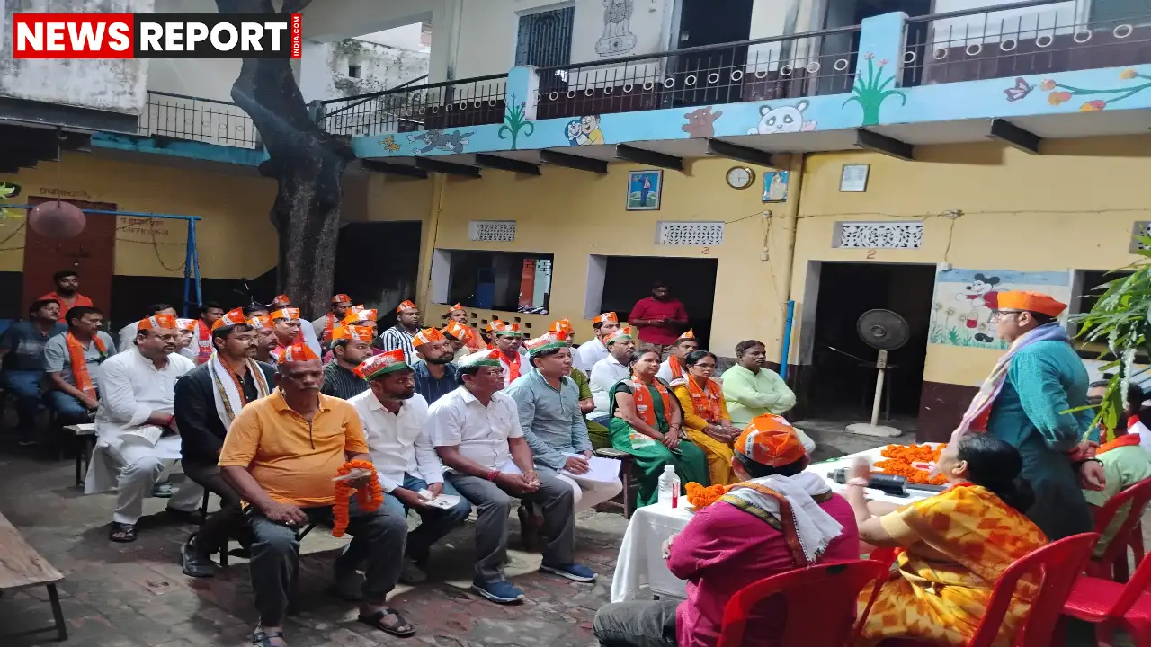 रामनगर के बनौली में 2 अगस्त को पीएम मोदी की जनसभा को लेकर तैयारियां जोरों पर हैं, जिसमें विधायक सौरभ श्रीवास्तव ने कार्यकर्ताओं संग बैठक की।