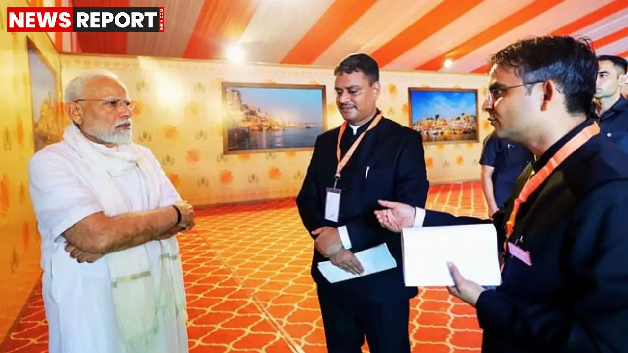 प्रधानमंत्री मोदी ने वाराणसी में बाढ़ राहत की समीक्षा की, अधिकारियों को आवश्यक निर्देश दिए और जनसभा में विपक्ष पर निशाना साधा।