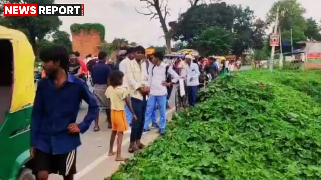 भदोही: 19 वर्षीय गर्भवती युवती खेत में भ्रूण को जन्म देकर हुई फरार, मानवता शर्मसार भदोही: 19 वर्षीय गर्भवती युवती खेत में भ्रूण को जन्म देकर हुई फरार, मानवता शर्मसार