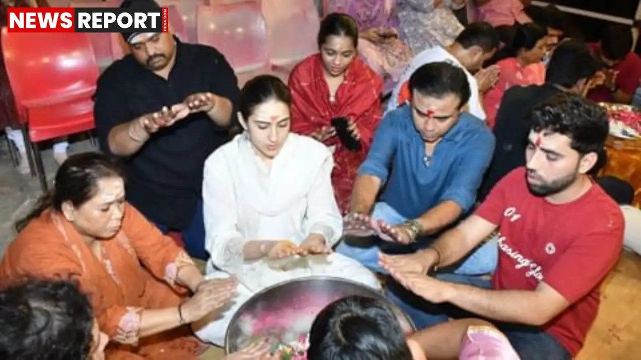 वाराणसी: अभिनेत्री सारा अली खान ने दशाश्वमेध घाट पर की भव्य गंगा आरती वाराणसी: अभिनेत्री सारा अली खान ने दशाश्वमेध घाट पर की भव्य गंगा आरती