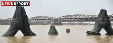 समाजवादी पार्टी अध्यक्ष अखिलेश यादव ने यूपी में बाढ़ को लेकर भाजपा सरकार को घेरा, कुप्रबंधन का आरोप लगाया।
