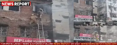 बजरिया बकरमंडी में दो मंजिला मकान में भीषण आग, बुजुर्ग को सुरक्षित निकाला गया