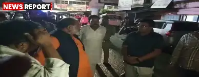 बलिया: बिना उद्घाटन पुल चालू होने पर मंत्री दयाशंकर सिंह ने अधिकारियों को लगाई फटकार
