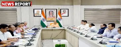 मुख्यमंत्री योगी ने बाढ़ राहत, त्योहारों और कानून व्यवस्था की समीक्षा की, दिए कड़े निर्देश