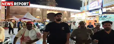 टीम इंडिया के तेज़ गेंदबाज़ इशांत शर्मा ने काशी विश्वनाथ मंदिर में रुद्राभिषेक कर परिवार की खुशहाली की कामना की।