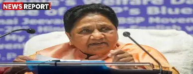 मायावती ने कांग्रेस और भाजपा दोनों पर ओबीसी एससी एसटी समुदायों के प्रति दोहरे रवैये व वास्तविक हितचिंतन के अभाव का आरोप लगाया है।