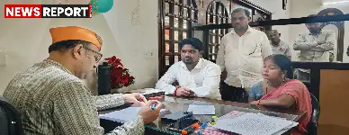 वाराणसी कैंट विधायक सौरभ श्रीवास्तव ने संसदीय जनसंपर्क कार्यालय में जनसमस्याएं सुनीं और त्वरित समाधान के निर्देश दिए।
