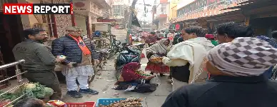 कैंट विधायक सौरभ श्रीवास्तव ने बागहाड़ा वार्ड में घर-घर जनसंपर्क कर नागरिकों की पानी, सीवर व सफाई समस्याओं का मौके पर ही निदान कराया।