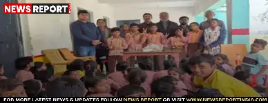 पिंडरा के कंपोजिट विद्यालय नवलपुर में बाल दिवस पर बाल संसद का आयोजन हुआ, जिसमें छात्रों ने लोकतांत्रिक प्रक्रिया में भाग लिया।