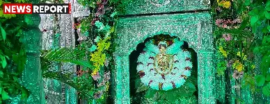 वाराणसी: श्रावण पूर्णिमा पर माता अन्नपूर्णा का हरियाली श्रृंगार, मंदिर में उमड़ा भक्तों का सैलाब