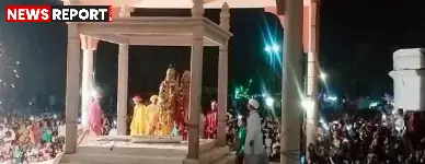 रामनगर की ऐतिहासिक रामलीला के छठे दिन धनुष यज्ञ प्रसंग ने हजारों दर्शकों को प्राचीन त्रेतायुग की पावन स्मृतियों में पहुँचा दिया।