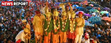 वाराणसी: नाटी इमली में ऐतिहासिक भरत मिलाप, भारी बारिश में भी उमड़ा जनसैलाब