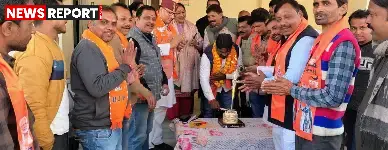 रामनगर में भाजपा नेता रितेश पाल का जन्मदिन कैंट विधायक सौरभ श्रीवास्तव की उपस्थिति में भव्यता से मनाया गया।