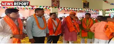 रामनगर के बलुआ घाट पर नाग पंचमी के अवसर पर भव्य कुश्ती दंगल का आयोजन हुआ, जिसमें विधायक सौरभ श्रीवास्तव ने उद्घाटन किया।