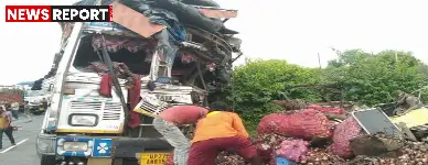 भदोही: राष्ट्रीय राजमार्ग पर दो ट्रकों की भीषण टक्कर, चालक और खलासी की मौत