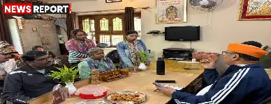 वाराणसी कैंट विधायक सौरभ श्रीवास्तव ने जनसुनवाई में क्षेत्रवासियों की समस्याएं सुनकर अधिकारियों को त्वरित कार्रवाई के निर्देश दिए।