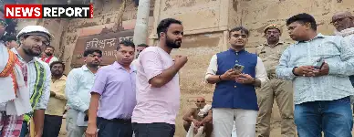 वाराणसी: जिलाधिकारी ने हरिश्चंद्र घाट का निरीक्षण कर सिल्ट हटाने के दिए निर्देश
