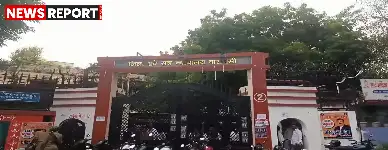 वाराणसी में वकील-पुलिस विवाद गहराया, अधिवक्ताओं ने मुख्य न्यायिक मजिस्ट्रेट अदालत में पुलिस अधिकारियों पर मुकदमा दर्ज करने की अपील की।