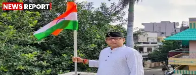 वाराणसी: कैंट विधायक सौरभ श्रीवास्तव ने फहराया तिरंगा, शहीदों को याद कर दिया राष्ट्र प्रथम का संदेश