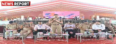 प्रधानमंत्री के वाराणसी दौरे को लेकर कमिश्नरेट वाराणसी ने कड़ी सुरक्षा व्यवस्था की, पुलिस आयुक्त ने कर्मियों को सख्त निर्देश दिए।