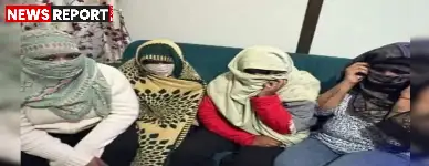 वाराणसी: स्पा सेंटर की आड़ में सेक्स रैकेट का भंडाफोड़,  शक्ति शिखा अपार्टमेंट फ्लैट से 13 गिरफ्तार