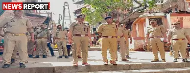 वाराणसी में पुलिस आयुक्त ने यातायात जाम से मुक्ति के लिए ऑटो व ई-रिक्शा लेन व्यवस्था की शुरुआत की, यह मुंबई मॉडल पर आधारित है।