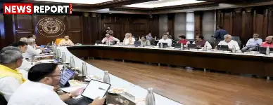 लखनऊ: योगी कैबिनेट की अहम बैठक, 15 प्रस्तावों को मिली मंजूरी, ई-बस सेवा का रास्ता साफ