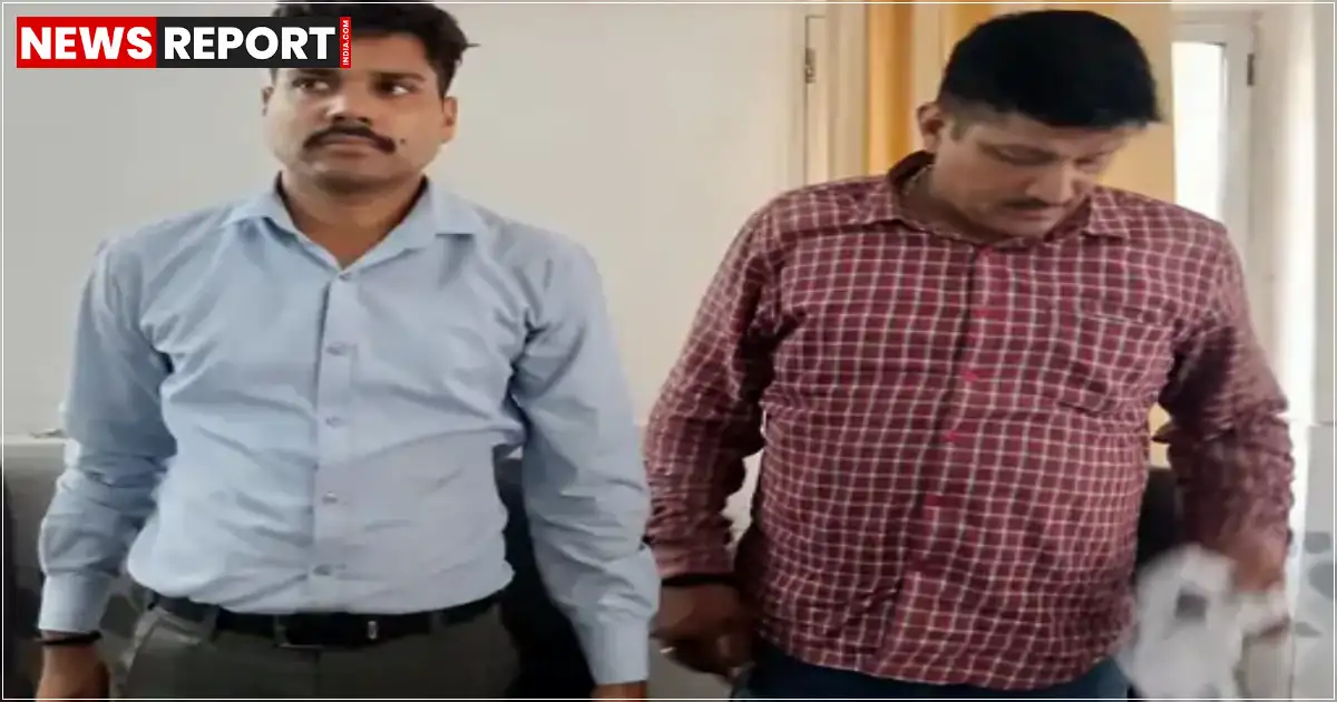 वाराणसी : एंटीकरप्शन टीम ने मंडुवाडीह थाने के दरोगा और सिपाही को 15 हजार लेते दबोचा, मुकदमा दर्ज वाराणसी : एंटीकरप्शन टीम ने मंडुवाडीह थाने के दरोगा और सिपाही को 15 हजार लेते दबोचा, मुकदमा दर्ज