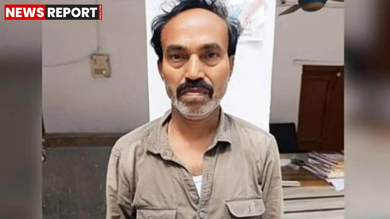 वाराणसी के कैंट रेलवे स्टेशन पर एसटीएफ और पुलिस टीम ने संयुक्त कार्रवाई करते हुए एक शातिर असलहा तस्कर को गिरफ्तार किया, जिसके पास से एके-47 के कारतूस और हथियार बरामद हुए।