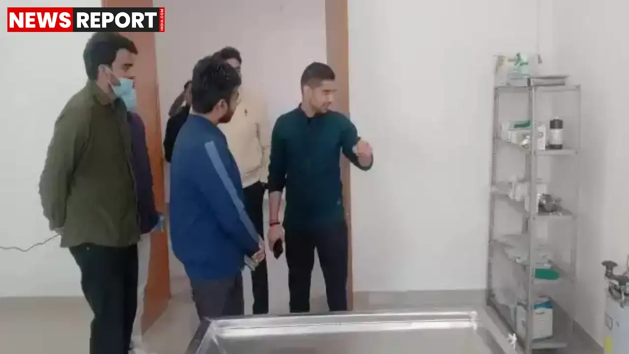 वाराणसी नगर आयुक्त ने कड़ाके की ठंड में बेजुबानों के लिए एबीसी सेंटर व काजी हाउस का निरीक्षण कर लापरवाही पर सख्त चेतावनी दी।