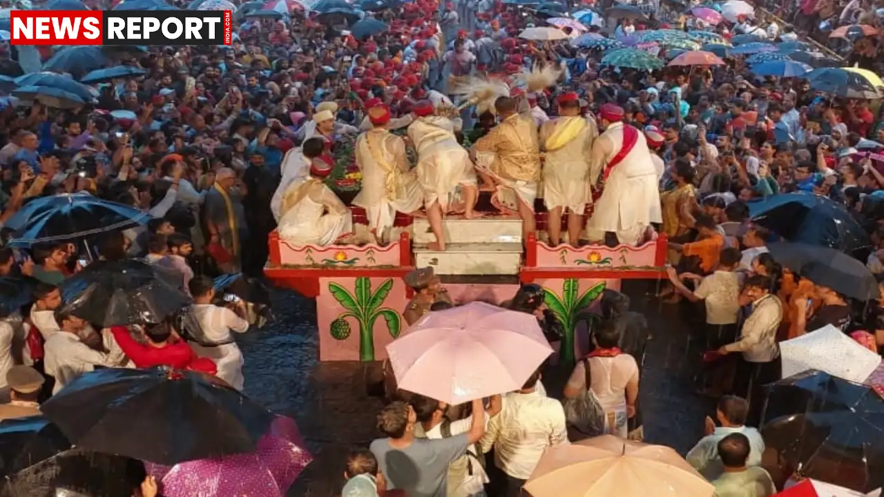 वाराणसी: नाटी इमली में ऐतिहासिक भरत मिलाप, भारी बारिश में भी उमड़ा जनसैलाब