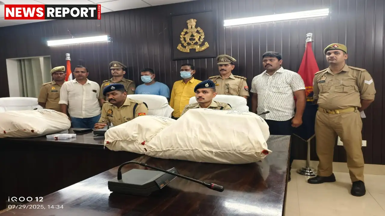 वाराणसी में सिगरा पुलिस ने दो ड्रग तस्करों को 30 किलो अवैध गांजे और एक वाहन के साथ गिरफ्तार किया है।