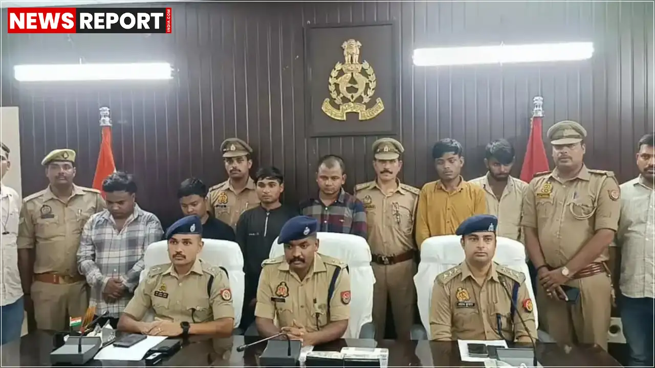 वाराणसी में सिगरा पुलिस ने टप्पेबाजी और ठगी करने वाले एक गिरोह का पर्दाफाश किया है, जो यात्रियों को शिकार बनाकर नकदी और कीमती सामान चुराते थे। पुलिस ने गिरोह के छह सदस्यों को गिरफ्तार किया है।