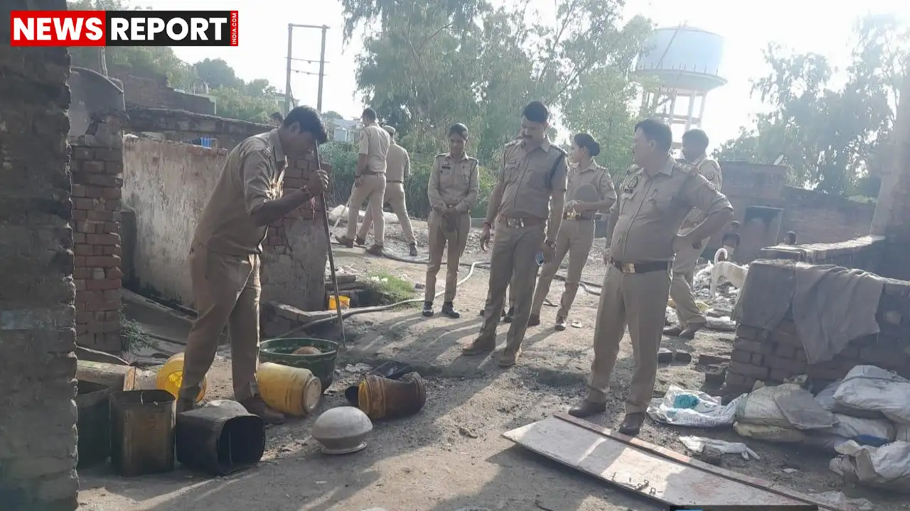 वाराणसी में पुलिस और आबकारी विभाग की संयुक्त टीम ने अवैध शराब पर छापा मारा, 9 गिरफ्तार, 100 लीटर कच्ची शराब बरामद और 2800 लीटर लहन नष्ट किया।