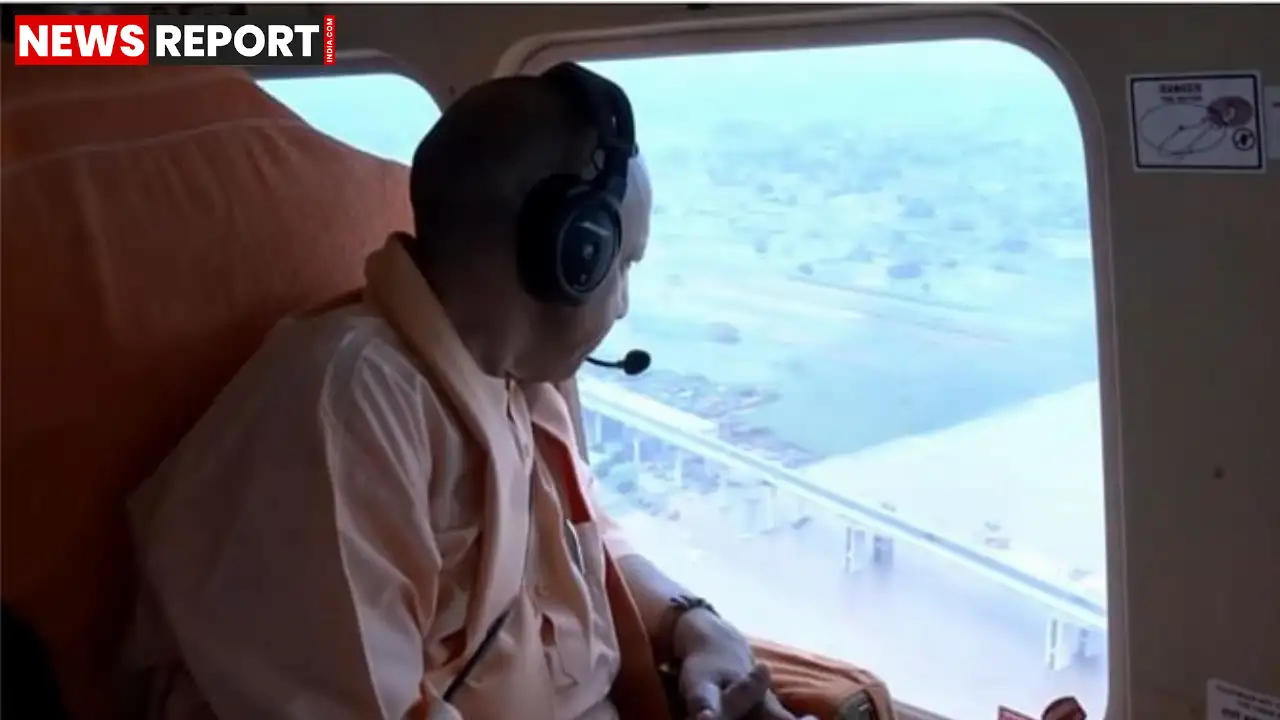 मुख्यमंत्री योगी आदित्यनाथ ने वाराणसी दौरे के दौरान विकास कार्यों और कानून व्यवस्था की समीक्षा की और अधिकारियों को समयबद्ध और गुणवत्तापूर्ण कार्य सुनिश्चित करने के निर्देश दिए।