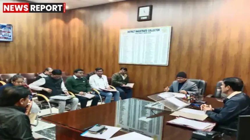 बलिया में दिव्यांग मतदाताओं के पंजीकरण और मैपिंग को लेकर डीएम की बैठक