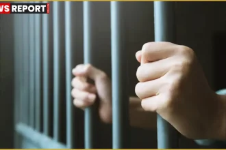 भदोही कोर्ट में ऑपरेशन कन्विक्शन के तहत दोषियों को सजा सुनाते न्यायाधीश