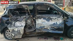 कानपुर कल्याणपुर में तेज रफ्तार स्विफ्ट कार पेड़ से टकराने के बाद क्षतिग्रस्त वाहन, पुलिस जांच