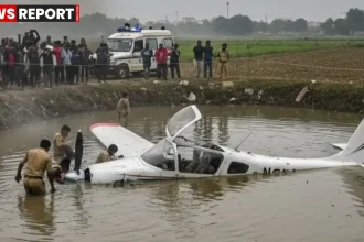 प्रयागराज केपी कॉलेज के पीछे तालाब में गिरा सेना का ट्रेनिंग विमान, रेस्क्यू ऑपरेशन जारी